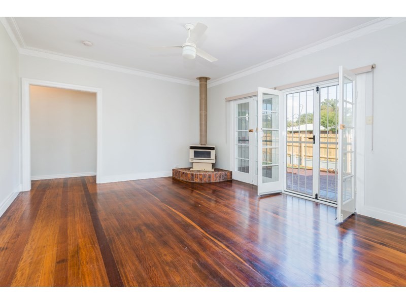 100 Mayfield Road, Moorooka QLD 4105