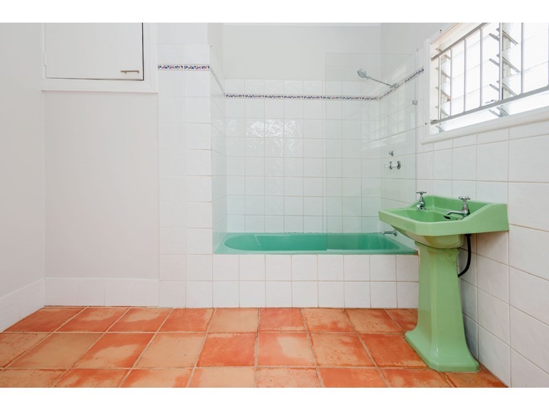 100 Mayfield Road, Moorooka QLD 4105