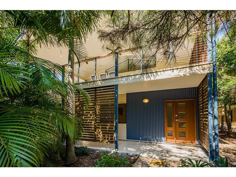 24 James Street, Coochiemudlo Island QLD 4184