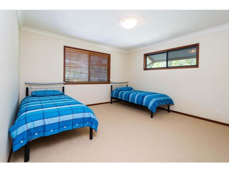24 James Street, Coochiemudlo Island QLD 4184