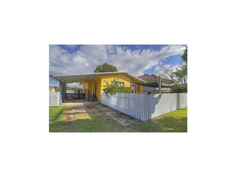 10 Brenda Street, Morningside QLD 4170