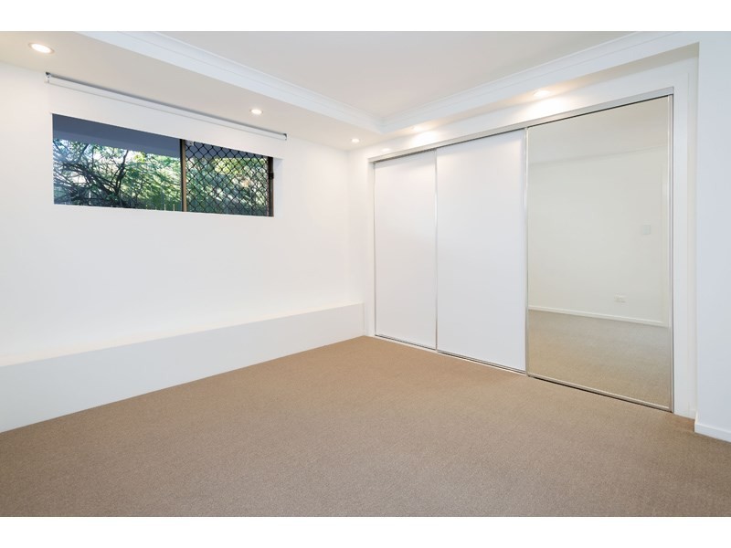 11/3 Curd Street, Greenslopes QLD 4120