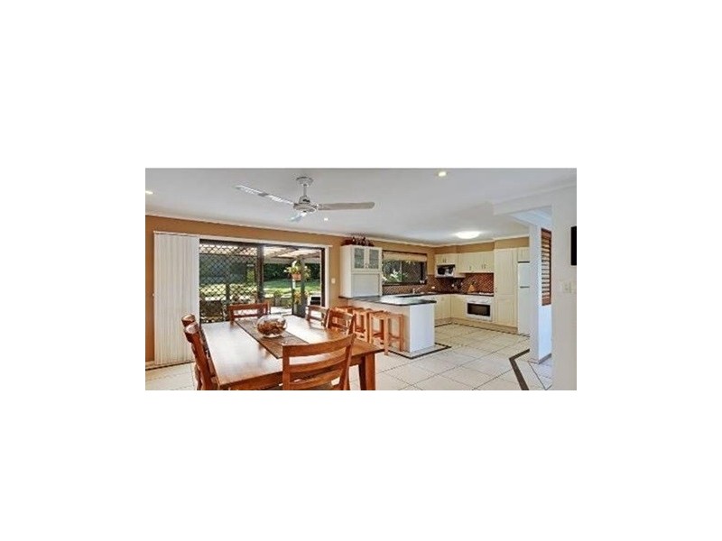 14 Knightsbridge Crescent, Rochedale South QLD 4123