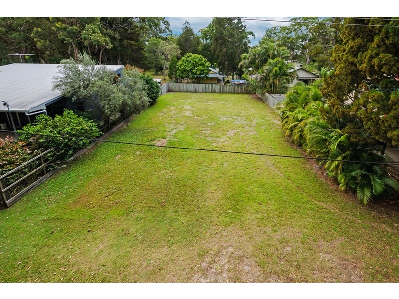 10 Shirley Street, Coochiemudlo Island QLD 4184