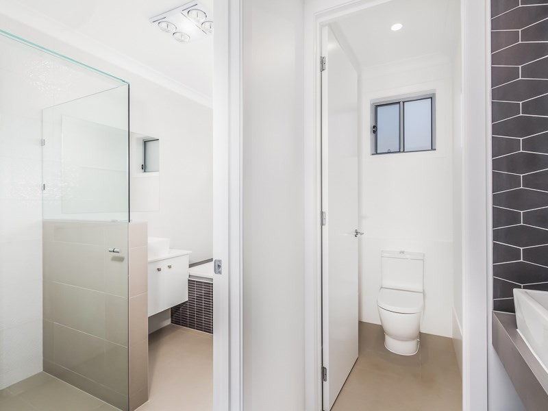 130 Ridgeview Street, Carindale QLD 4152