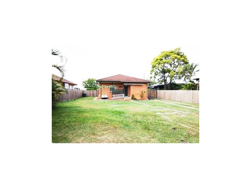 80 Broadwater Road, Mount Gravatt East QLD 4122