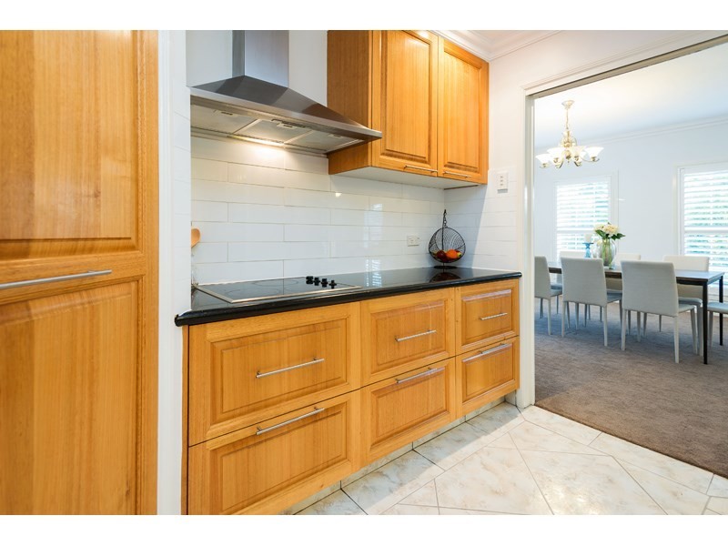 38 Woodland Street, Carindale QLD 4152