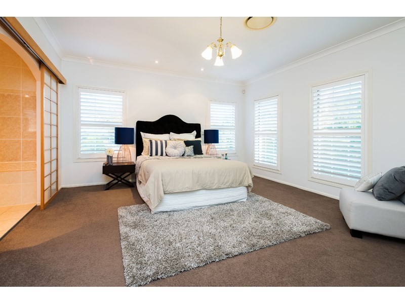 38 Woodland Street, Carindale QLD 4152