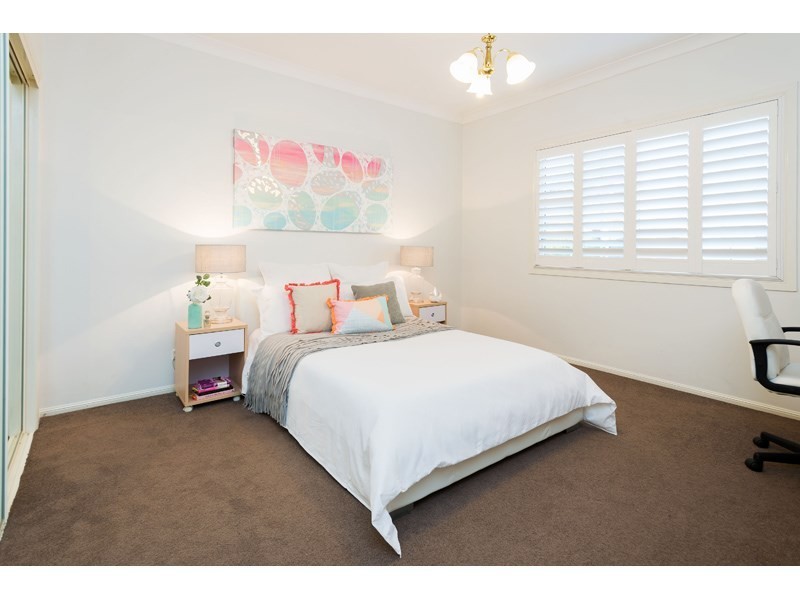 38 Woodland Street, Carindale QLD 4152