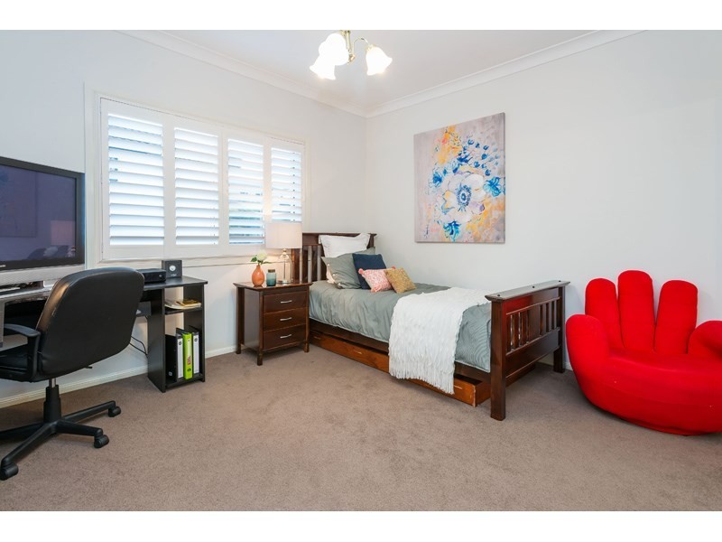 38 Woodland Street, Carindale QLD 4152