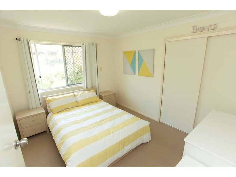 18 Pindari Crescent, Wishart QLD 4122