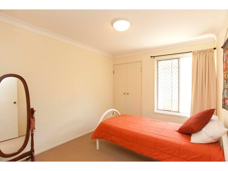 18 Pindari Crescent, Wishart QLD 4122