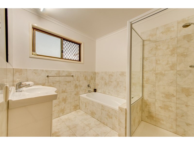 19 Parkland Avenue, Browns Plains QLD 4118