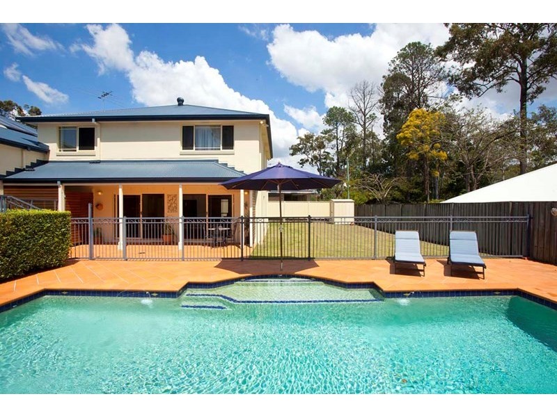 10 Sovereign Close, Wishart QLD 4122