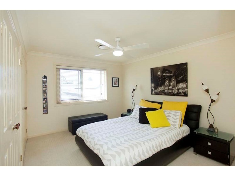 10 Sovereign Close, Wishart QLD 4122