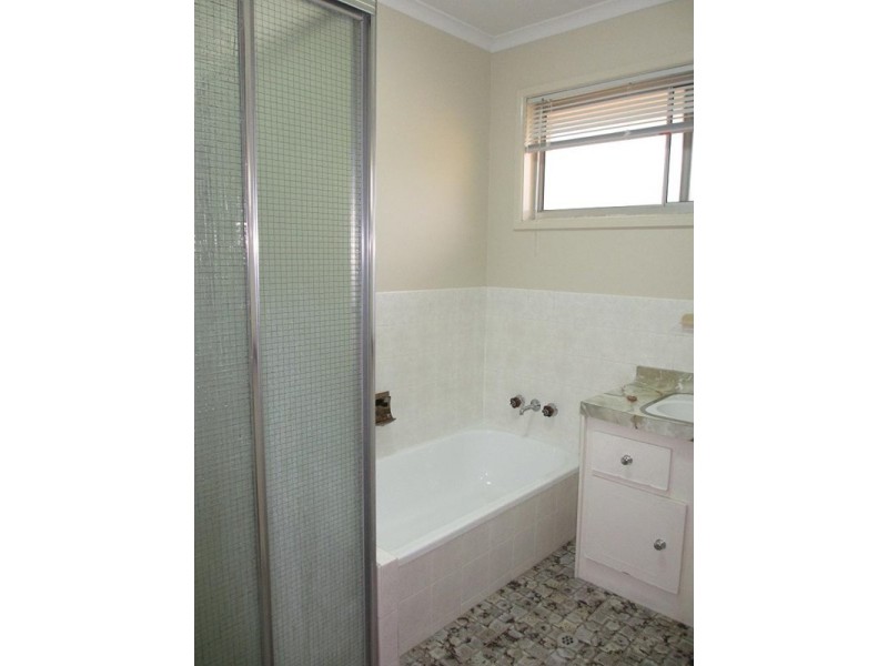 16 Fulton Street, Wishart QLD 4122