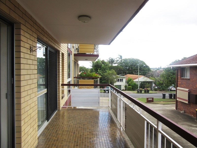 2/18 High Street, Mount Gravatt QLD 4122