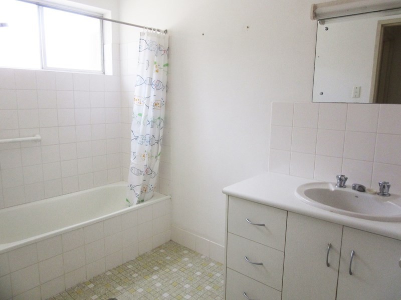 2/18 High Street, Mount Gravatt QLD 4122