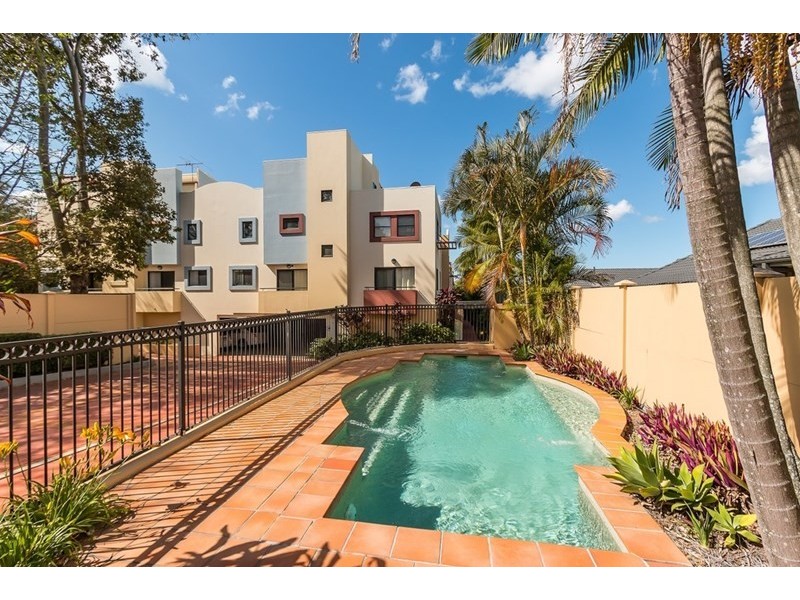 4/2200 Logan Road, Upper Mount Gravatt QLD 4122
