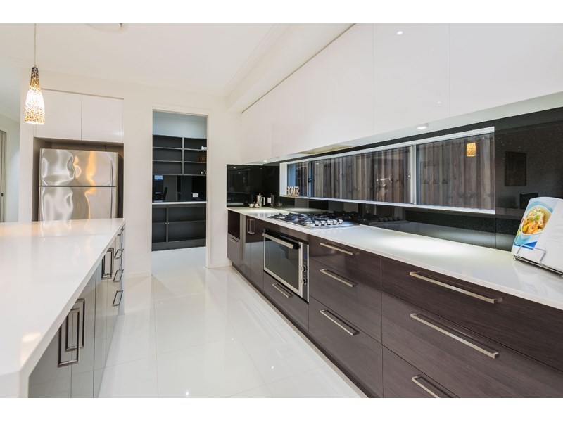 122 Ridgeview Street, Carindale QLD 4152