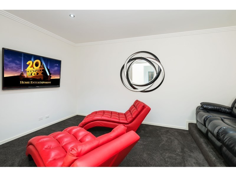 122 Ridgeview Street, Carindale QLD 4152