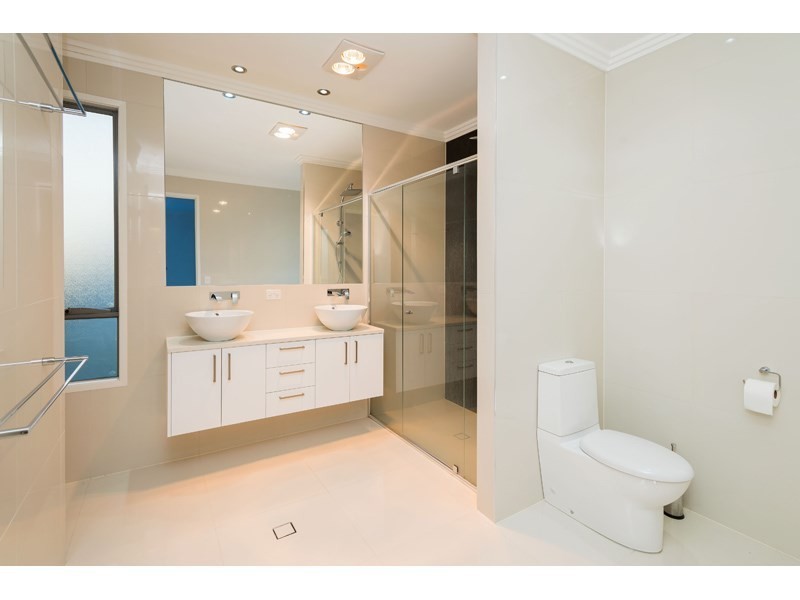 122 Ridgeview Street, Carindale QLD 4152