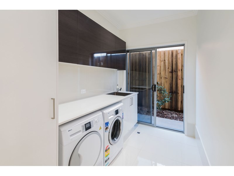 122 Ridgeview Street, Carindale QLD 4152