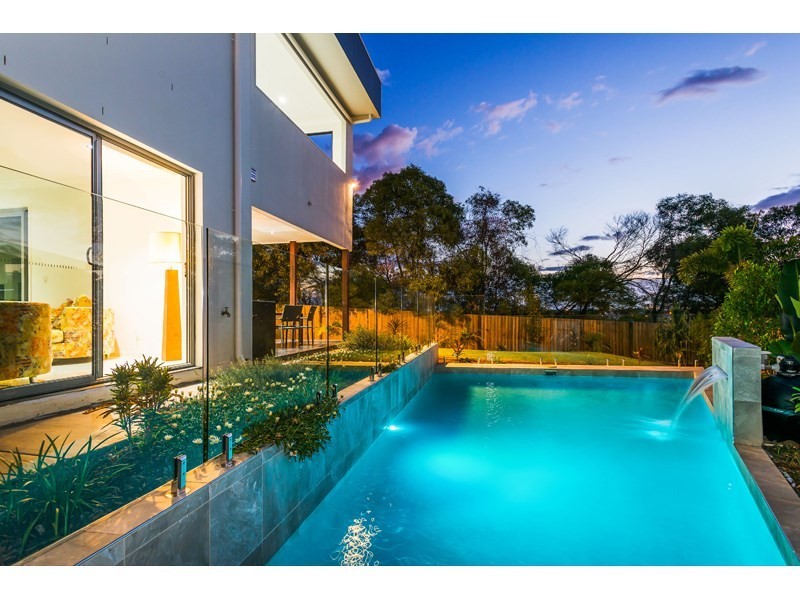 122 Ridgeview Street, Carindale QLD 4152