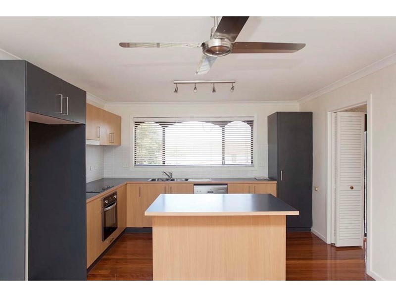 6 Trident Street, Mansfield QLD 4122