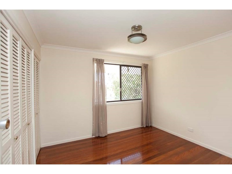 6 Trident Street, Mansfield QLD 4122