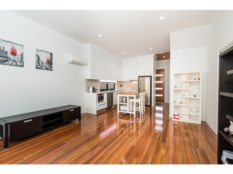 8 Lauder Street, Mount Gravatt East QLD 4122