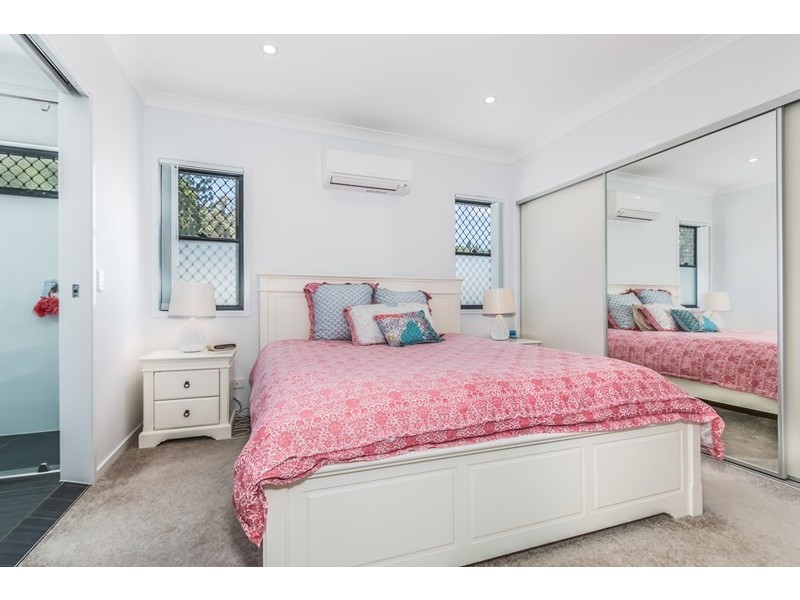 8 Lauder Street, Mount Gravatt East QLD 4122