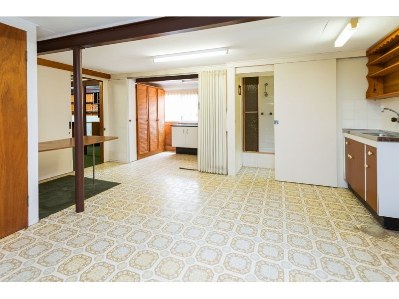 15 Chiniala Street, Mansfield QLD 4122