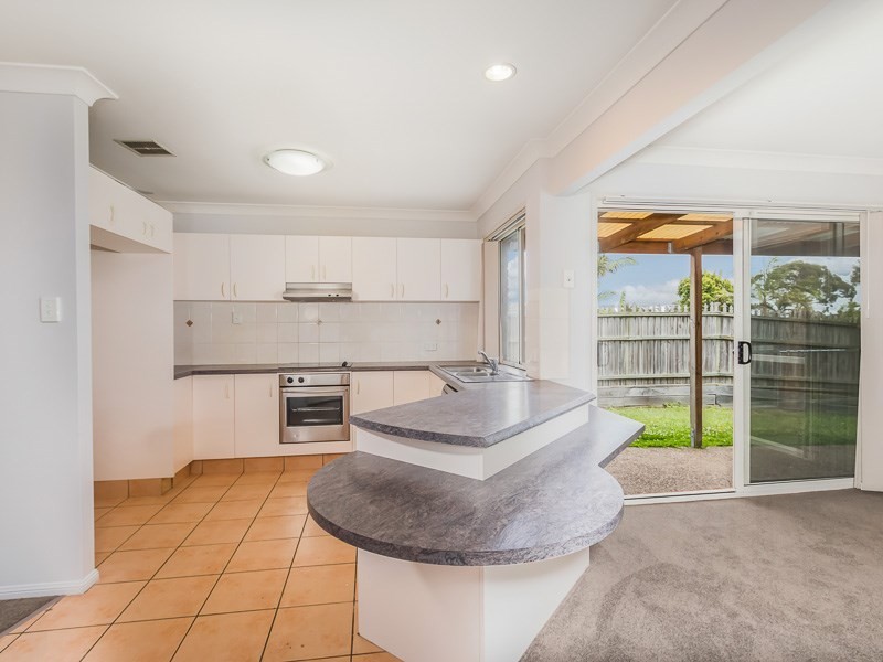 60 Kirra Place, Carindale QLD 4152