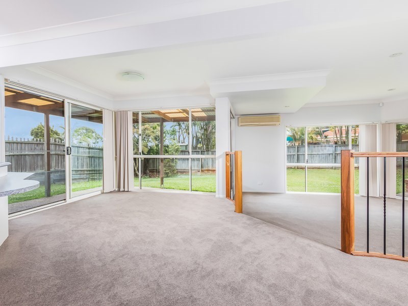 60 Kirra Place, Carindale QLD 4152