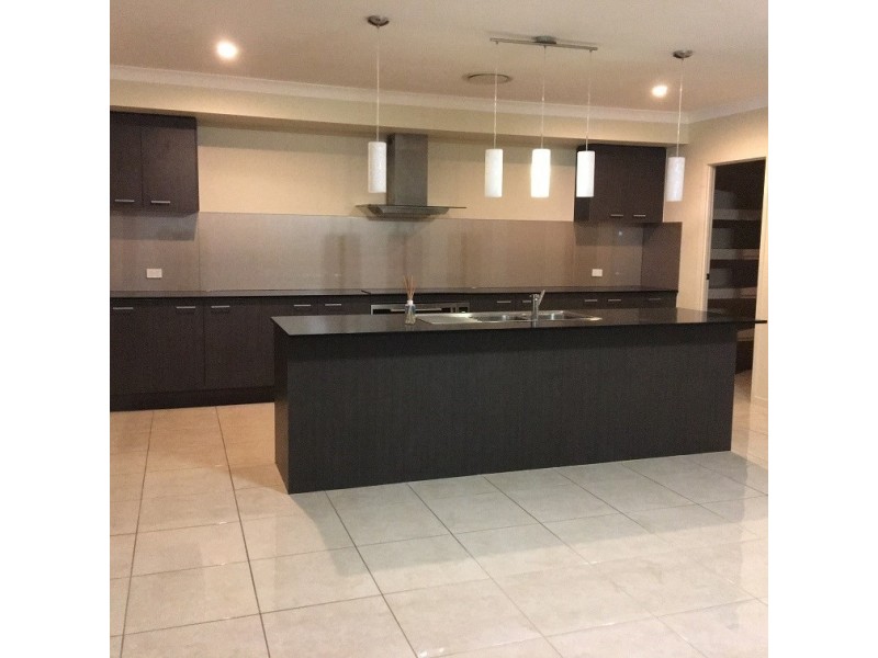 15 Ellis Place, Underwood QLD 4119