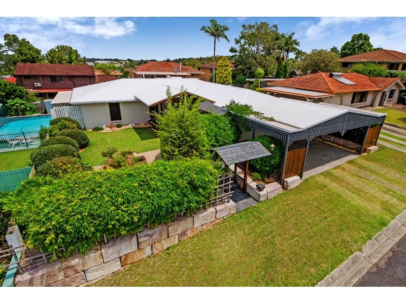 17 Glen Nevis Street, Mansfield QLD 4122