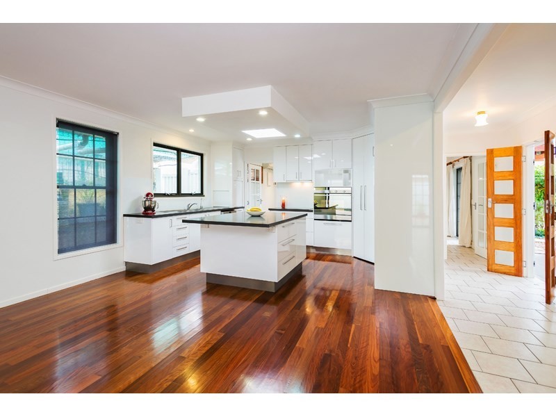 17 Glen Nevis Street, Mansfield QLD 4122