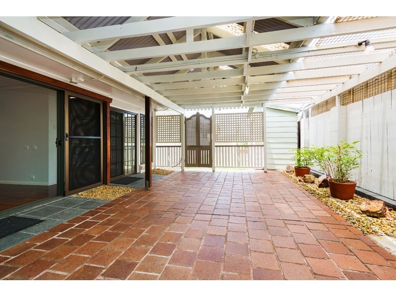 17 Glen Nevis Street, Mansfield QLD 4122