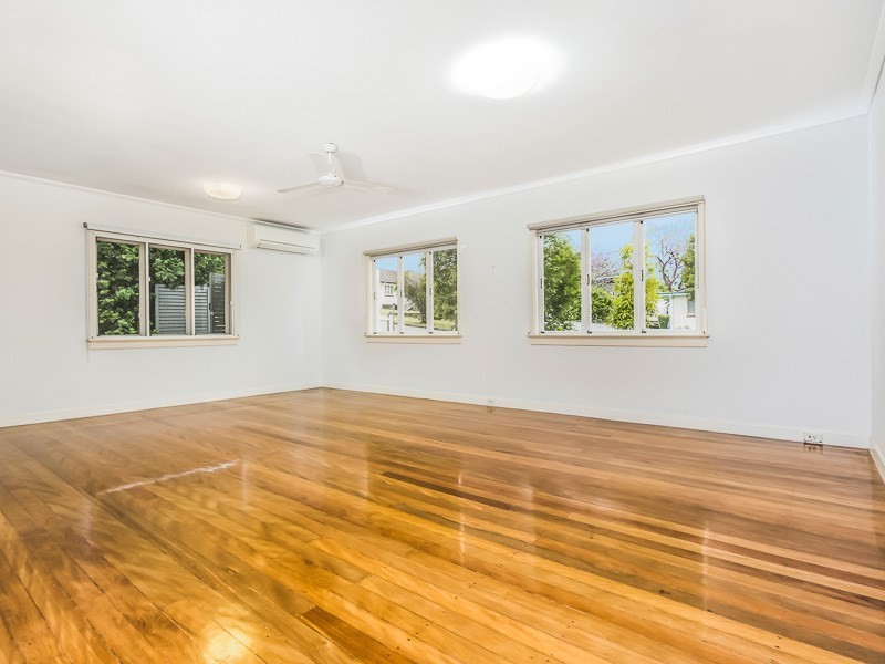 16 Croxley Street, Upper Mount Gravatt QLD 4122