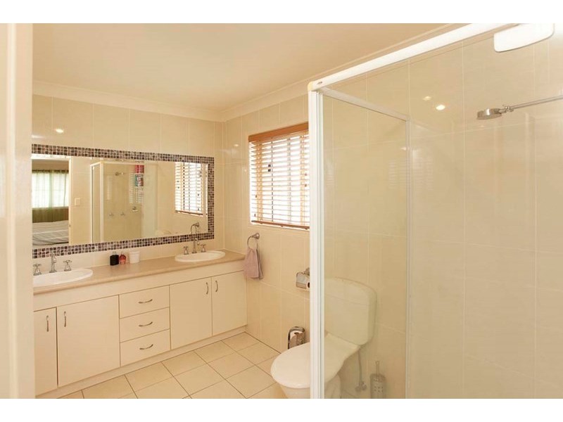 3 Coachwood Court, Mackenzie QLD 4156