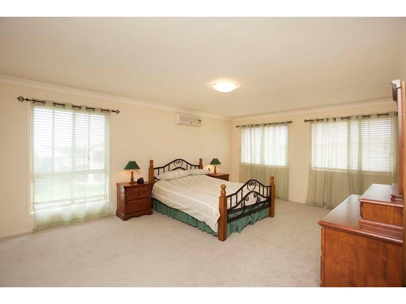 3 Coachwood Court, Mackenzie QLD 4156