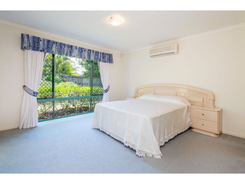 19 Norfolk Place, Wishart QLD 4122