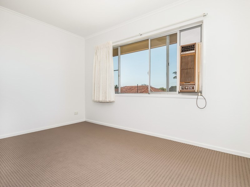 24 Kiparra Street, Mansfield QLD 4122