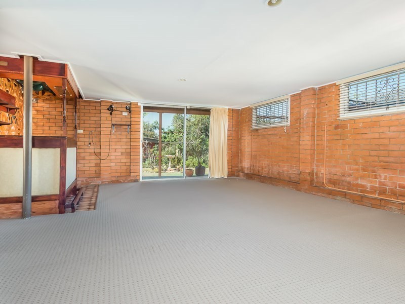 24 Kiparra Street, Mansfield QLD 4122