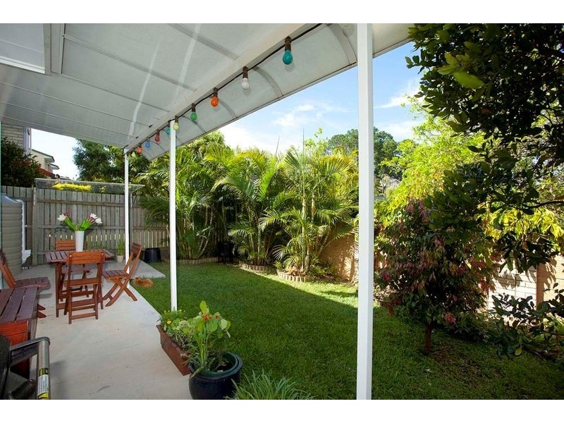 2/19 Likala Street, Wishart QLD 4122