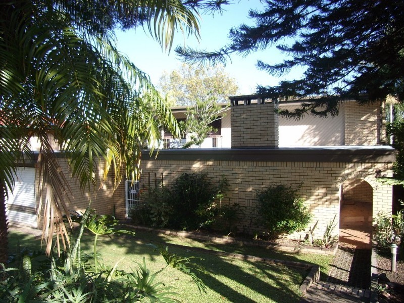 34 Narelle Crescent, Rochedale South QLD 4123