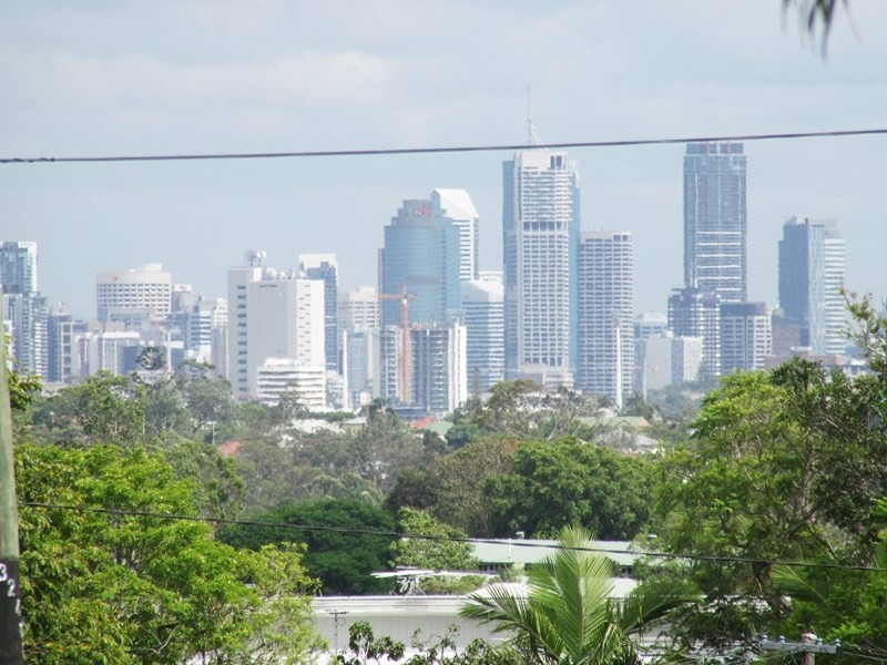 17 Dagmar Street, Holland Park West QLD 4121