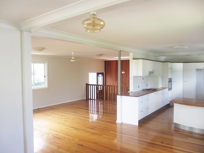 17 Dagmar Street, Holland Park West QLD 4121