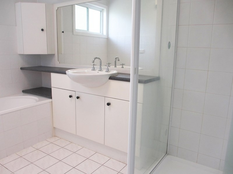 17 Dagmar Street, Holland Park West QLD 4121